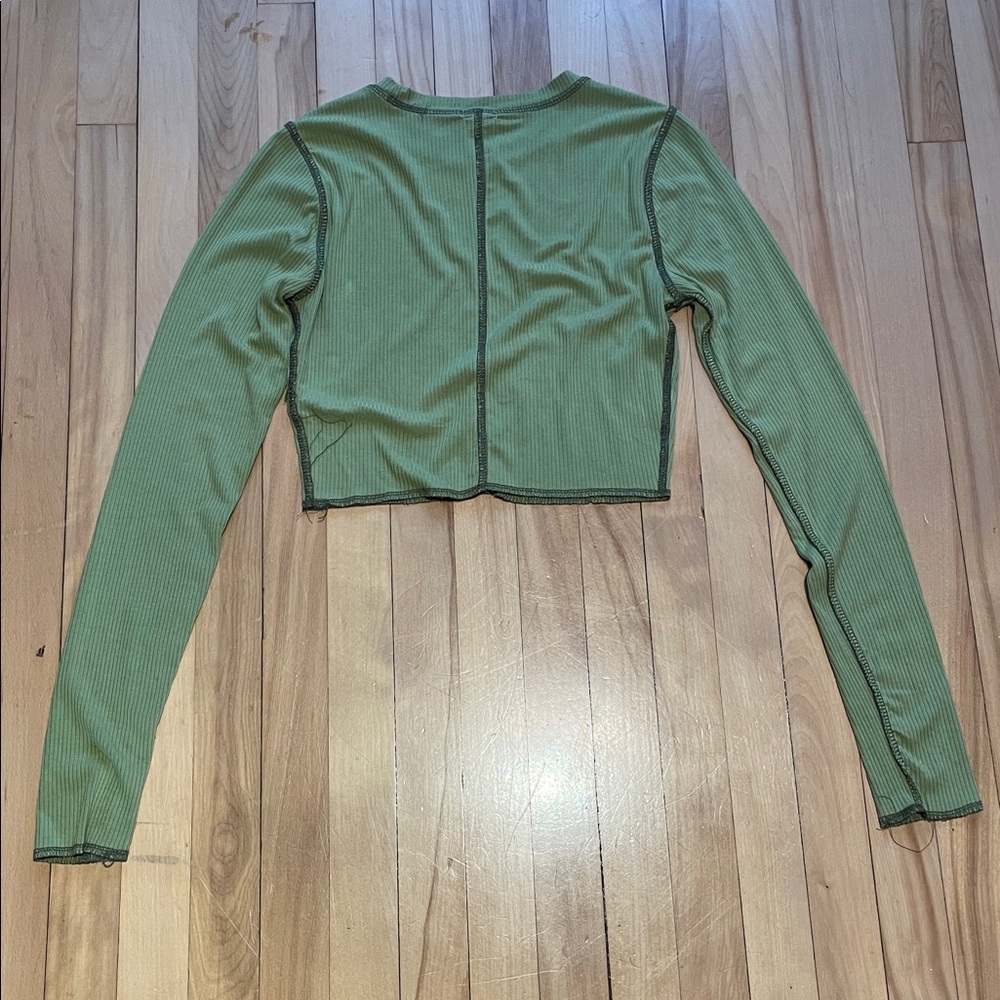 Garage Olive Ribbed Top - Picture 4 of 4